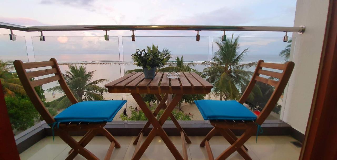 Huvan Beach Hotel At Hulhumale Exterior foto