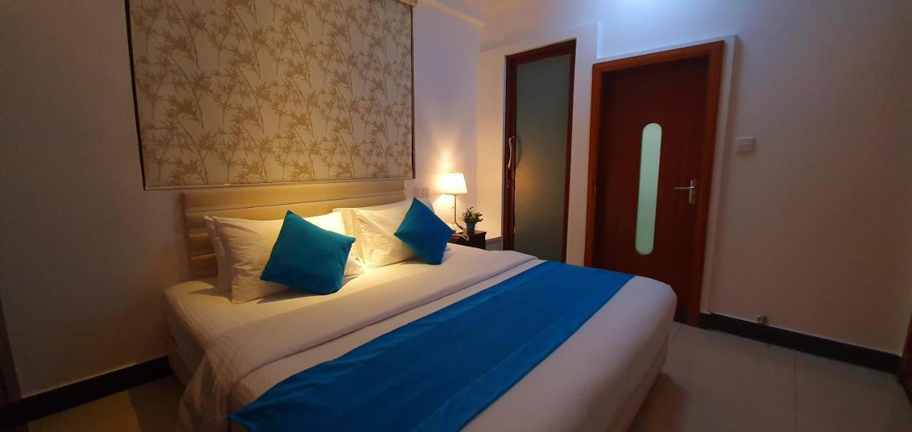Huvan Beach Hotel At Hulhumale Exterior foto