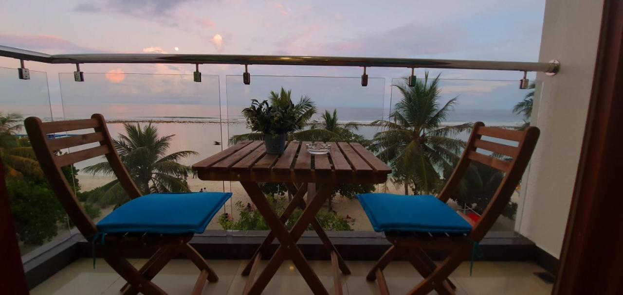 Huvan Beach Hotel At Hulhumale Exterior foto